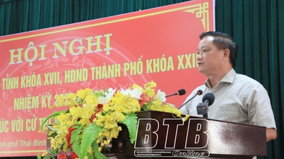 Đồng chí Nguyễn Khắc Thận, Phó Bí thư Tỉnh ủy, Chủ tịch UBND tỉnh tiếp xúc cử tri tại thành phố Thái Bình