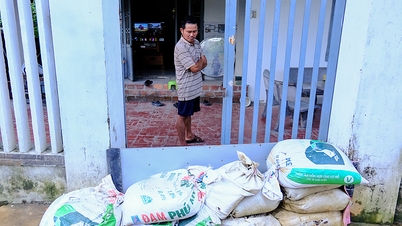 Hư hỏng tài sản vì đất đá cụm công nghiệp tràn vào nhà