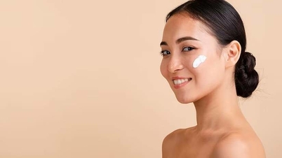 Bà bầu thoa kem chống nắng được không?