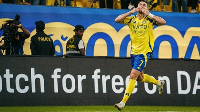 Ronaldo ស៊ុត​បាន​ពីរ​គ្រាប់​ជួយ Al Nassr ឲ្យ​រួច​ខ្លួន ផ្ញើ​ស្នាម​ថើប​ទៅ​ម្ដាយ​ជំនួស... 'Siu'