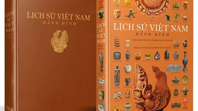 Ra mắt sách "Lịch sử Việt Nam bằng hình" nhân Ngày Giải phóng Thủ đô