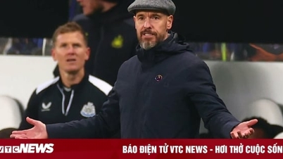 គ្រូបង្វឹក Erik ten Hag បដិសេធមិនប្រកែកជាមួយ Martial