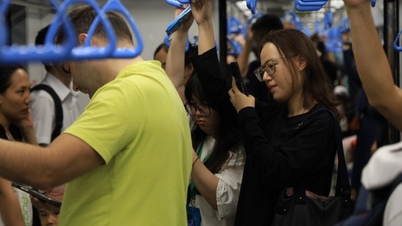 Ben Thanh – Suoi Tien Metro ស្វាគមន៍អ្នកដំណើរជិត 400,000 នាក់បន្ទាប់ពីរយៈពេល 4 ថ្ងៃ។