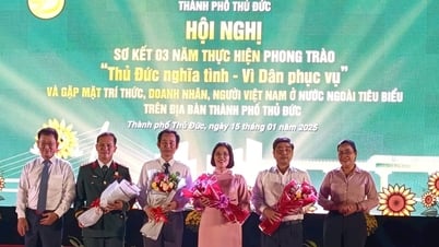 ផ្តល់រង្វាន់ដល់សមូហភាពឆ្នើមចំនួន ៣៨ សម្រាប់អនុវត្តចលនា “ធូឌឹកនៃក្តីស្រឡាញ់”