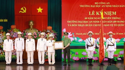 People's Security University celebrates 60th anniversary of tradition and receives Second Class Fatherland Protection Medal