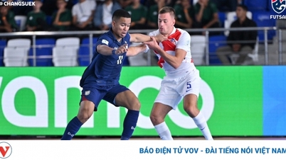 ការបង្ហាញដ៏គួរឱ្យចាប់អារម្មណ៍របស់ប្រទេសថៃ