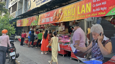 Mooncake owner Nhu Lan in Ho Chi Minh City tells the story of why she hasn't increased prices for 5 years