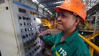 Tiền lương đóng BHXH 5,7 triệu đồng, doanh nghiệp nộp phí công đoàn ra sao?