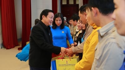 Mang xuân yêu thương đến với từng bản, làng, mỗi gia đình