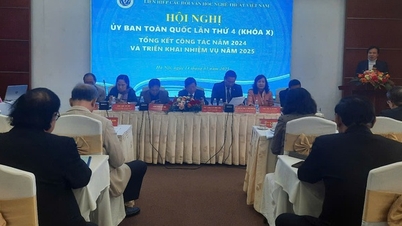 Văn học nghệ thuật góp phần quan trọng vào nhiệm vụ xây dựng môi trường văn hóa