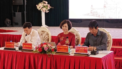 Promoting heritage "treasures" in traditional education and economic-tourism development