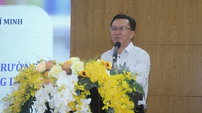 Schools in Ho Chi Minh City must collect the correct fees, no additional fees allowed.