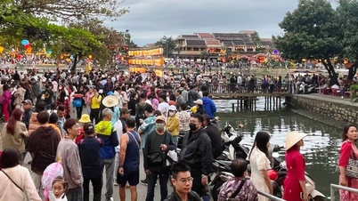 More than 10 million Vietnamese people travel domestically during Tet, many places earn billions in revenue