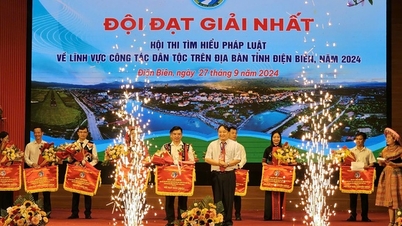 ពិធីបិទការប្រឡងប្រជែងច្បាប់ឆ្នាំ២០២៤ ស្ដីពីកិច្ចការជនជាតិនៅខេត្ត Dien Bien
