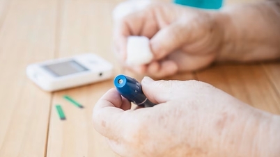 Prevention of diabetic ketoacidosis