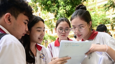 Điểm chuẩn Trường Đại học Văn Hiến và Trường Đại học Ngoại Ngữ tin học TPHCM