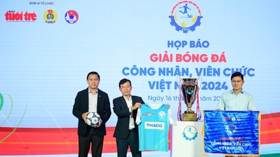 ការប្រកួតបាល់ទាត់ដ៏ទាក់ទាញសម្រាប់ពលករ និងមន្ត្រីរាជការវៀតណាមជិតចាប់ផ្តើមហើយ។
