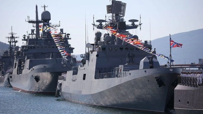 Russia launches tactical attack to protect warship fleet in Crimea