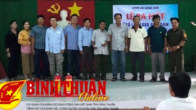 សម្ពោធ​គំរូ «​ក្រុម​ការពារ​អគ្គិភ័យ និង​ការ​ប្រយុទ្ធ​ប្រឆាំង​នឹង​ក្រុម​សុវត្ថិភាព​អន្តរគ្រួសារ»