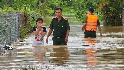 Phú Quốc sơ tán người dân khỏi vùng ngập sâu