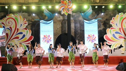 Trải nghiệm “Sắc màu ASEAN” tại Hà Nội