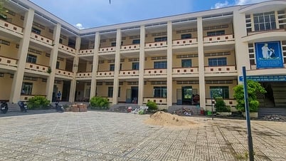 Dừng chuyển cơ sở vật chất, vẫn khai giảng năm học tại trường cũ