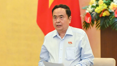 ឆ្លងកាត់សេចក្តីព្រាងច្បាប់ចំនួន ១៣ សំណួរ និងការត្រួតពិនិត្យតាមប្រធានបទ