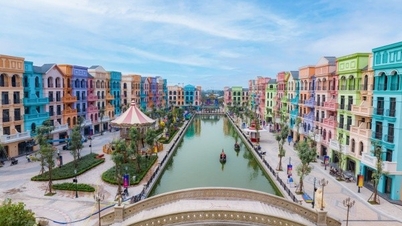 Mục sở thị ‘thương cảng’ The Venice long lanh trước ngày khai trương Mega Grand World Hà Nội