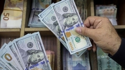 Bản tin tài chính sáng 3/1/2024: Giá vàng, dầu và USD cùng tăng