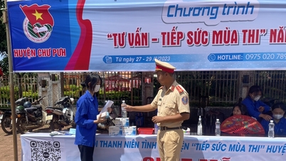 ប៉ូលីសខេត្ត Gia Lai គាំទ្ររដូវកាលប្រឡងឆ្នាំ ២០២៣ | កាសែត Gia Lai អេឡិចត្រូនិក