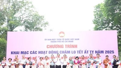 ប្រគល់អំណោយបុណ្យតេតជាង 200,000 មានតម្លៃជាង 110 ពាន់លានដុងដល់ប្រជាជន