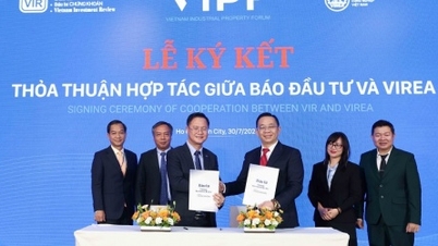 Báo Đầu tư ký kết hợp tác với VIREA truyền thông hoạt động khu công nghiệp