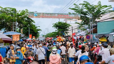 More than 43,000 people came to Tra Vinh Wax Coconut 100th Anniversary Festival and Thang Hoi Vu Lan Week 2024