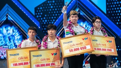 Le Xuan Manh បង្កើតការទម្លាយដ៏អស្ចារ្យដោយឈ្នះកម្រងផ្កា Laurel នៃ Road to Olympia 2023