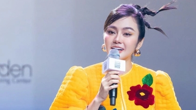 Thu Thuy ត្រឡប់​មក​ជា​ពិធីករ​នៃ​កម្មវិធី Vietnam International Fashion Week