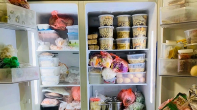 Buying too much food and clothes during Tet