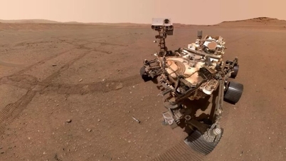 NASA loses contact with Mars rovers