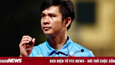 Trọng tài mất tập trung, bắt việt vị sai