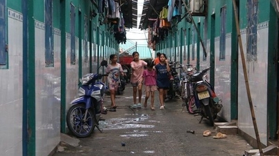 Life in boarding houses and the dream of social housing