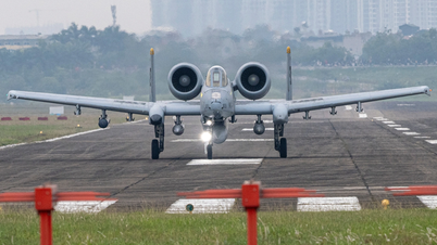 យន្តហោះវាយប្រហារ A-10 Thunderbolt II របស់អាមេរិក ចុះចតនៅអាកាសយានដ្ឋាន Gia Lam