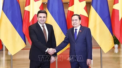 ប្រធានរដ្ឋសភាវៀតណាម លោក Tran Thanh Man ស្វាគមន៍ និងជួបពិភាក្សាការងារជាមួយប្រធានរដ្ឋសភាអាមេនី