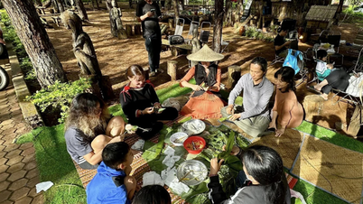 ស្រូប​ខ្យល់​អាកាស​ក្តៅ​នៅ​ផ្សារ​លើ​ខ្ពង់រាប Mang Den