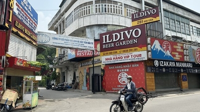 Close-up of many misused public buildings in Hanoi