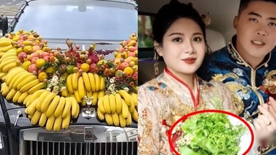 កូនក្រមុំប្រើសាឡាត់ធ្វើជាផ្កាមង្គលការរបស់នាង ហើយតុបតែងឡានមង្គលការជាមួយចេក និងផ្លែប៉ោម... ធ្វើឱ្យមនុស្ស 15 លាននាក់សរសើរនាង។