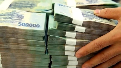 Idle money flowing into banks reaches record level