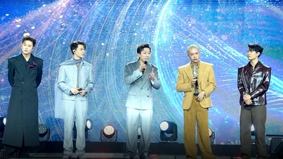 អ្វីដែលពិសេសអំពី "Wave 25 - Live Concert"
