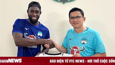 HAGL chiêu mộ cựu cầu thủ Benfica 5 năm ghi 12 bàn