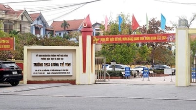 សិស្ស​ថ្នាក់​ទី​៧​រាប់​ពាន់​នាក់​ទៅ​សាលា​ដើម្បី​ប្រឡង​ឆមាស​ទី​១​ក្រោយ​ការ​ប្រឡង 'ឧប្បត្តិហេតុ'