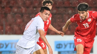 U.23 Việt Nam ngáng đường đối thủ mạnh, lại thêm tín hiệu vui, HLV Troussier đỡ buồn