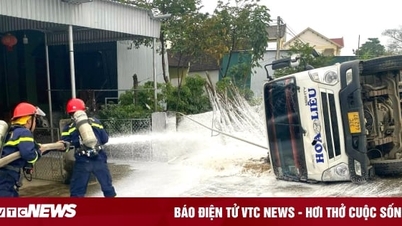 Lật xe bồn chở xăng ở Nghệ An, nhiều hộ dân phải di dời